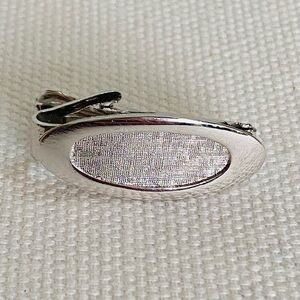 VTG Sarah Coventry Silver Small Oval Tie Bar Clip Suit Accessory 1”